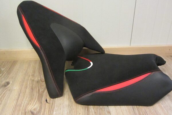 Aprilia Tuono V4 comfort zadel