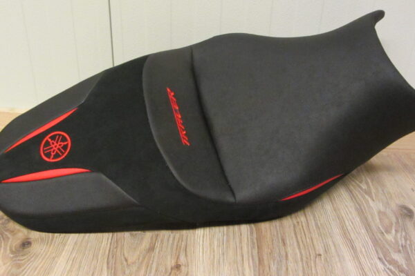 zadel Yamaha Tracer 7