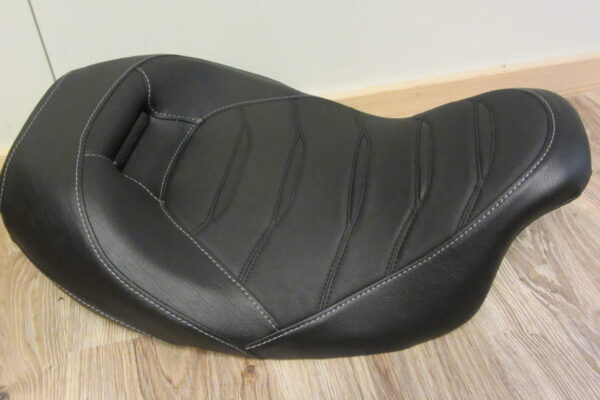 soloseat streetglide